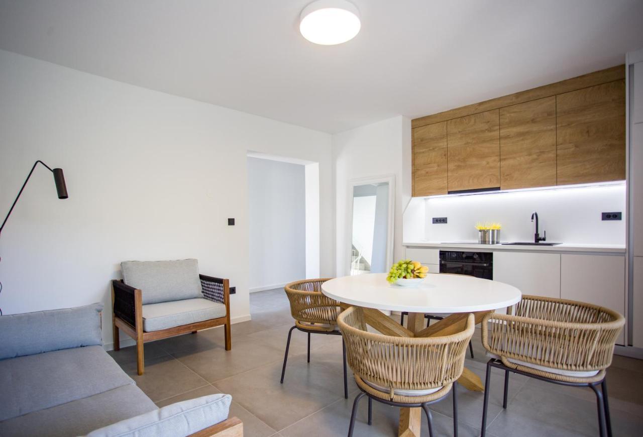 Favi Apartment Pakostane